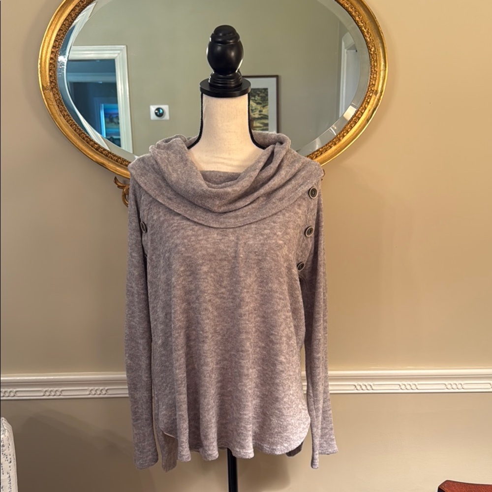 Cozy Gray Cowl Neck Sweater. Size L. Great Condition